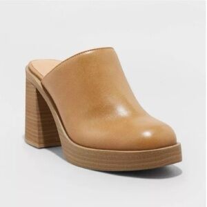 Universal Thread Tan Platform Mule Clogs Block Heel Women’s Size 10 NWT